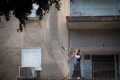 Google’s Daniel Waisberg Blowing A Shofar