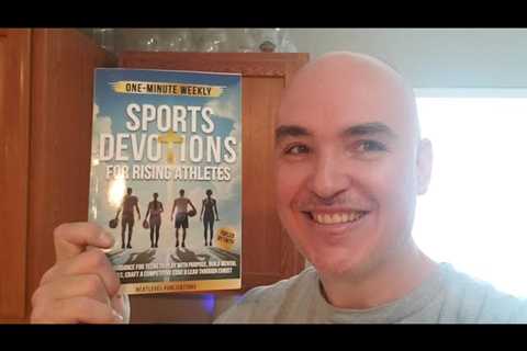 INTERACTIVE READ? One-Minute Weekly Sports Devotions for Rising Athletes Book Review Unboxing